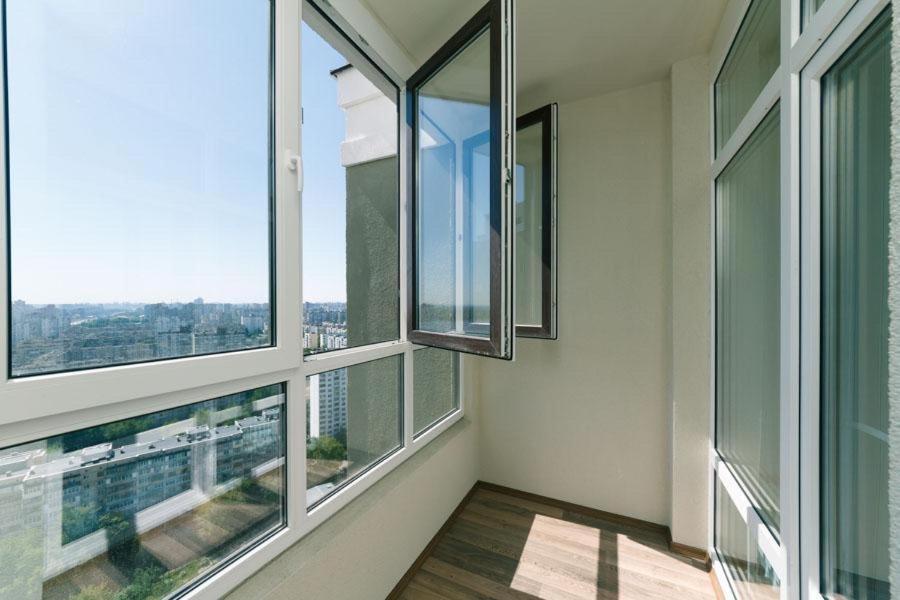 Видовая На 25 Этаже Kiev Exterior foto